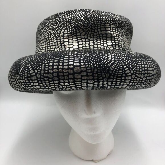 Vintage Mr. H's Classic Unique Hat Silver Metallic Snakeskin Look Retro Womens - Picture 1 of 9